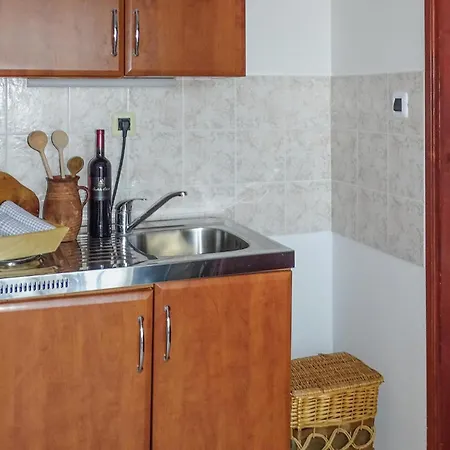 Casa vacanze Beautiful In With Kitchen Bacva