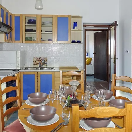 Casa vacanze Beautiful In With Kitchen Bacva